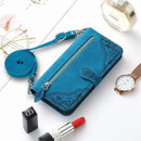 Capa azul com acessórios femininos (lifestyle)